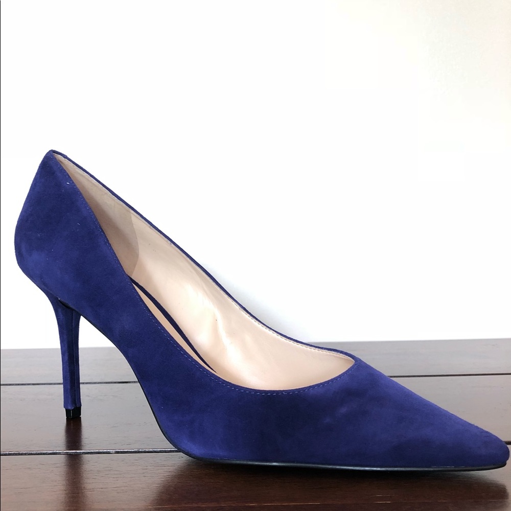 NWT Guess Rolene 2 Blue Suede Pump 9.5